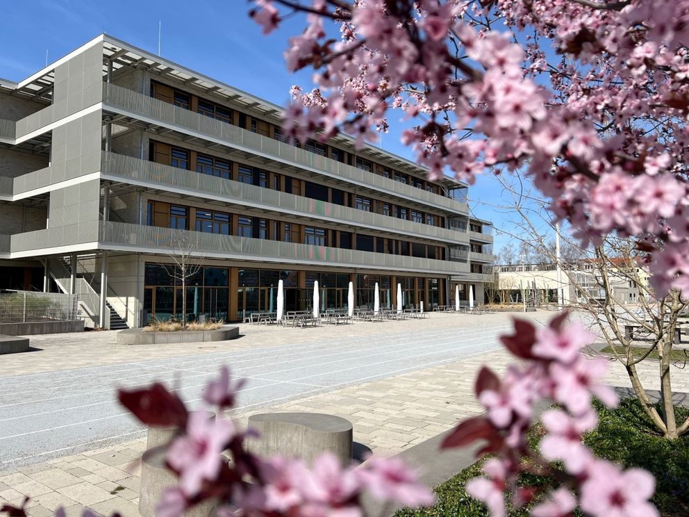 Außenansicht des Schulgebäudes der Marieluise-Fleißer-Realschule